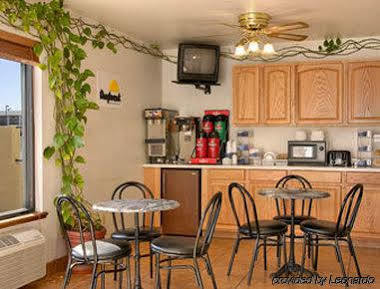 Days By Wyndham East Motel 2*