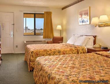 Days By Wyndham East Kingman